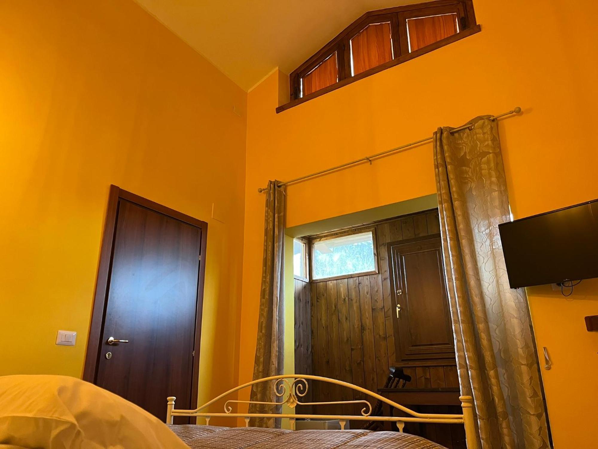 Bed and Breakfast Le Ganze Ceprano Esterno foto