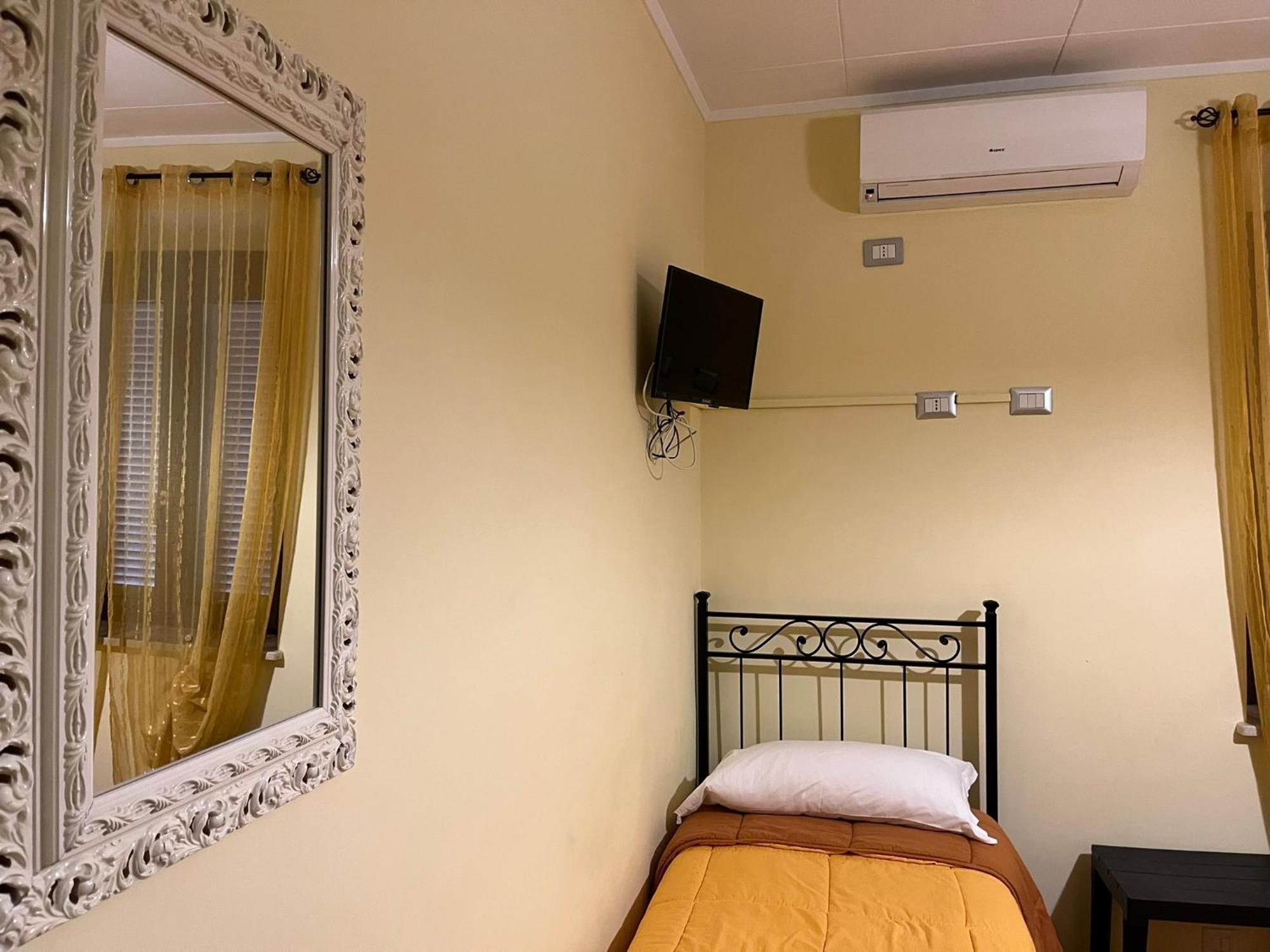 Bed and Breakfast Le Ganze Ceprano Esterno foto